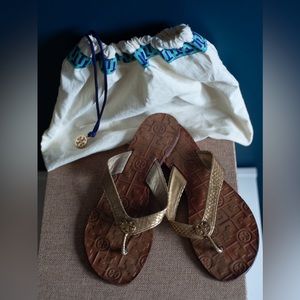 Tory Burch Snake Flipflops size 8